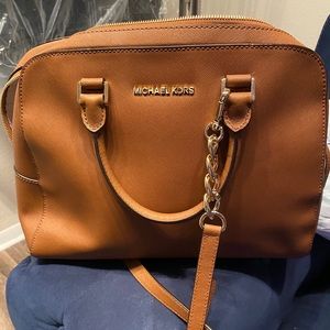 Michael Kors Jet Set Travel